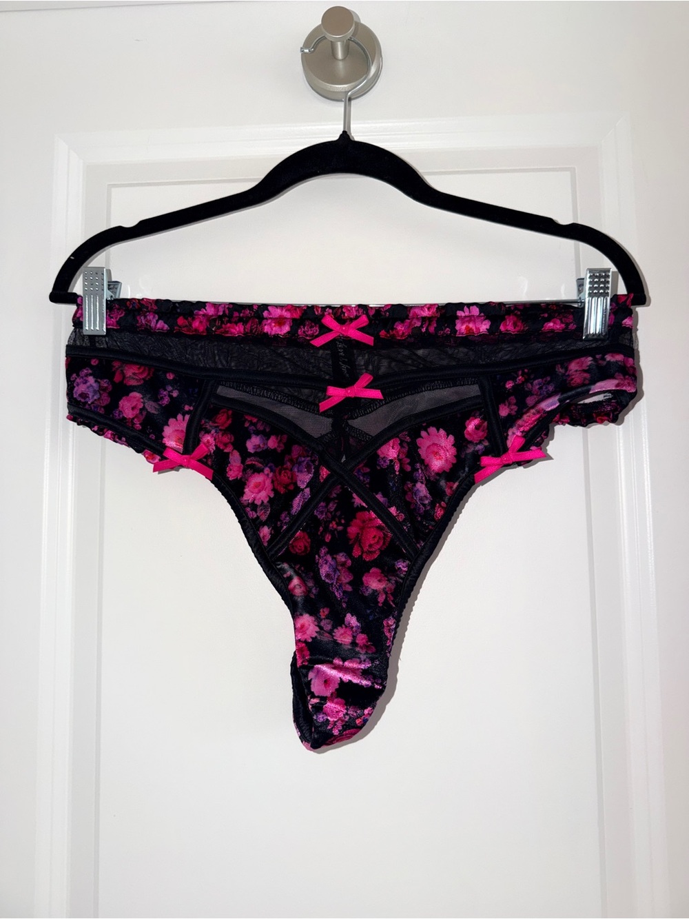 For Love & Lemons x Victoria's Secret Lola Long Sleeve and Pant Pajamas - Picture 13 of 16